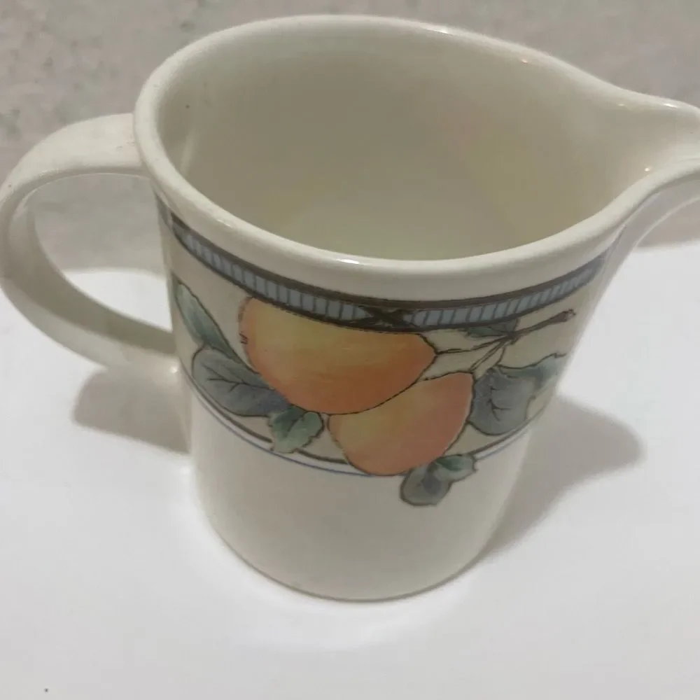 Mikasa Intaglio GARDEN HARVEST Creamer 3.5